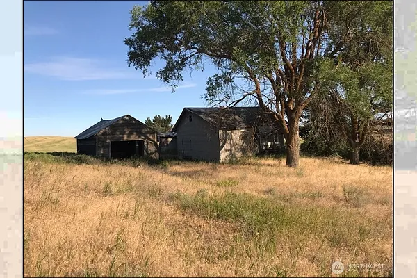Property Photo MLS #: 2407000