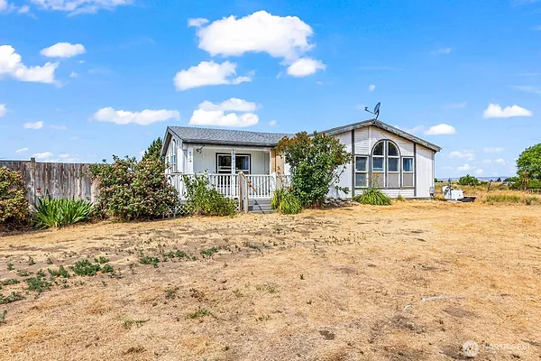 Property Photo MLS #: 2407001