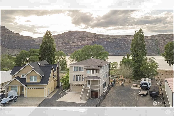 Property Photo MLS #: 2380009