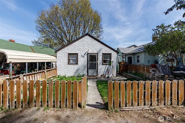 Property Photo MLS #: 2360012