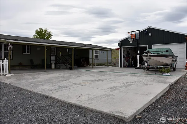 Property Photo MLS #: 2370014
