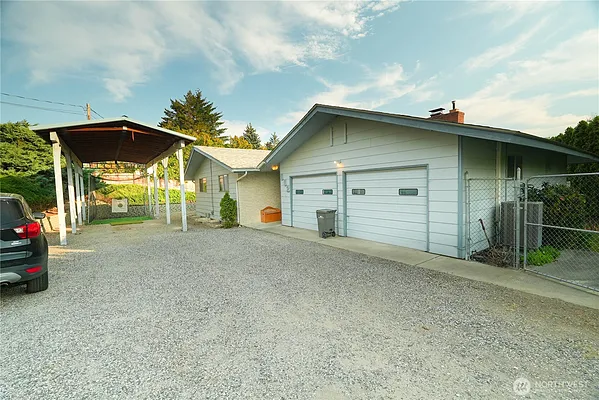 Property Photo MLS #: 2429021