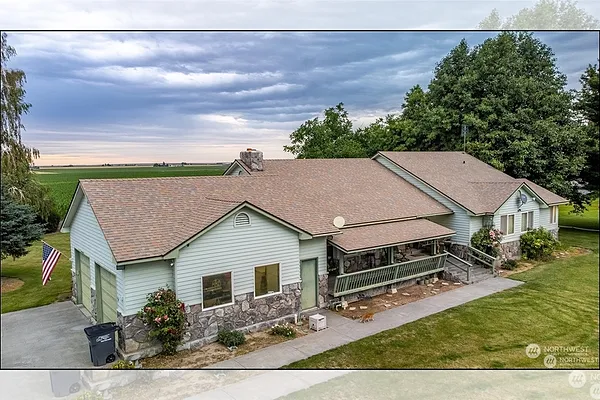 Property Photo MLS #: 2304024
