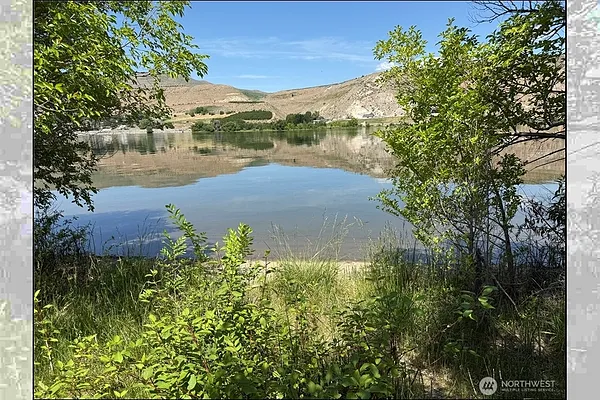 Property Photo MLS #: 2395027