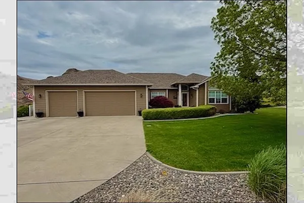 Property Photo MLS #: 202524028