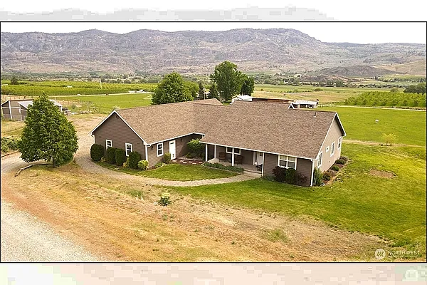 Property Photo MLS #: 2373052