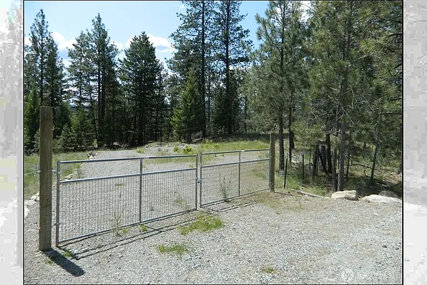 Property Photo MLS #: 2390053