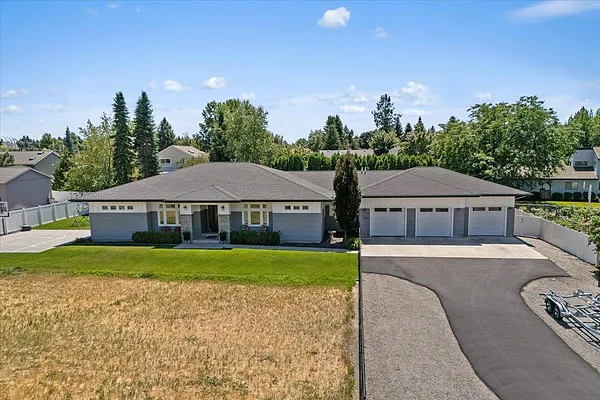 Property Photo MLS #: 202522054