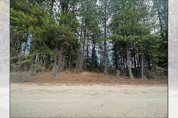 Property Photo MLS #: 202524057