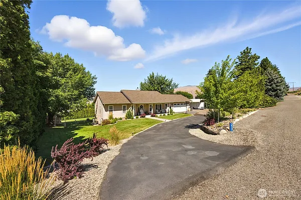 Property Photo MLS #: 2415060