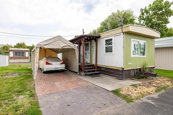 Property Photo MLS #: 202523069