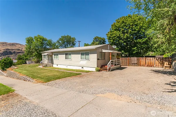 Property Photo MLS #: 2417078