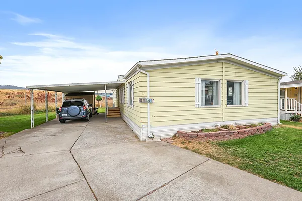 Property Photo MLS #: 202523091