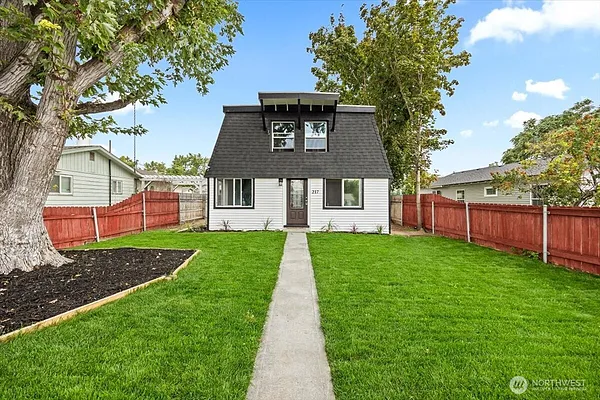 Property Photo MLS #: 2427101