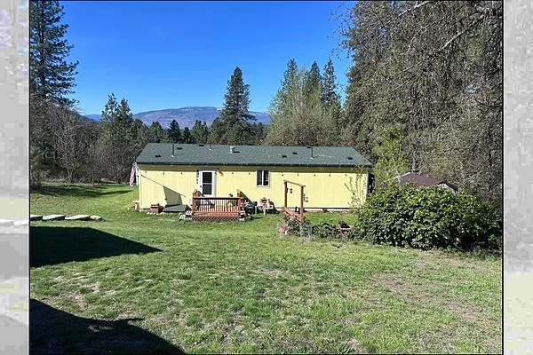 Property Photo MLS #: 202516105