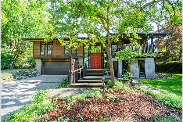 Property Photo MLS #: 202523106