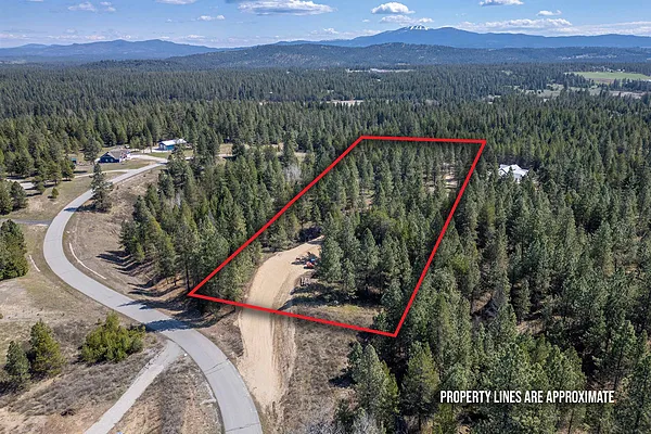 Property Photo MLS #: 202523114