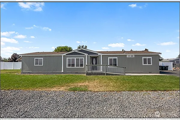 Property Photo MLS #: 2426136