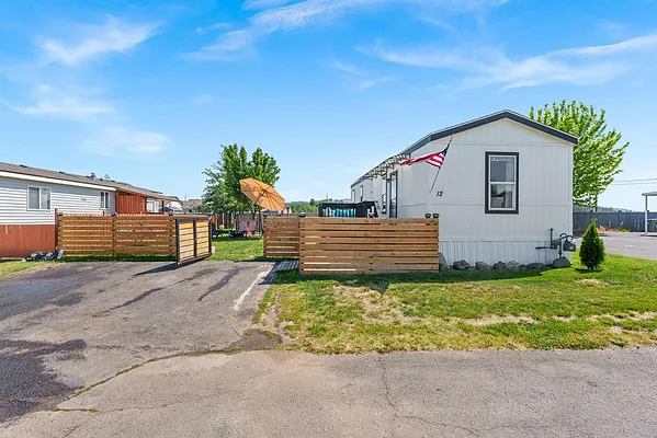Property Photo MLS #: 202519166