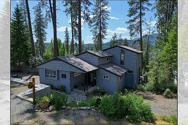 Property Photo MLS #: 202519178
