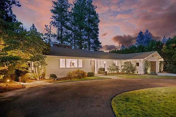 Property Photo MLS #: 202522182