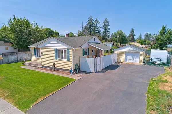 Property Photo MLS #: 202523186
