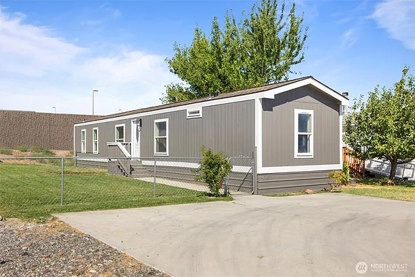 Property Photo MLS #: 2382188