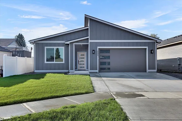 Property Photo MLS #: 202524195