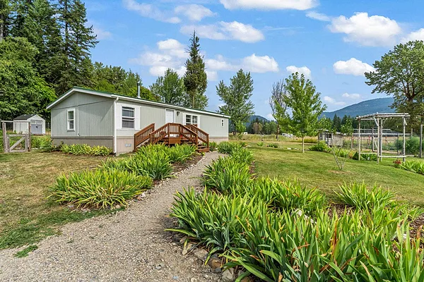 Property Photo MLS #: 202523197
