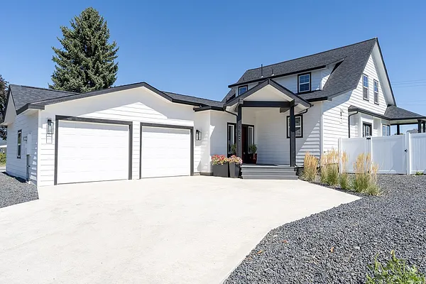 Property Photo MLS #: 202518200