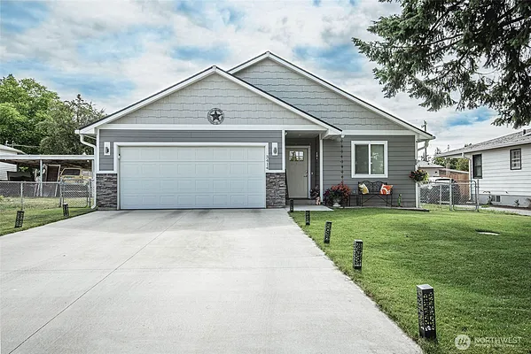 Property Photo MLS #: 2394203