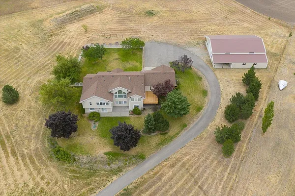 Property Photo MLS #: 202523212