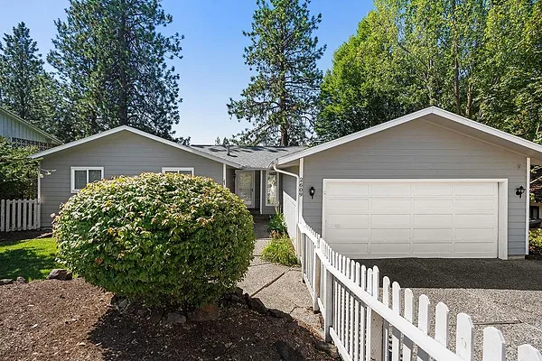 Property Photo MLS #: 202521214