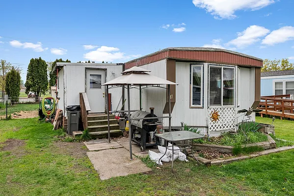 Property Photo MLS #: 202516215