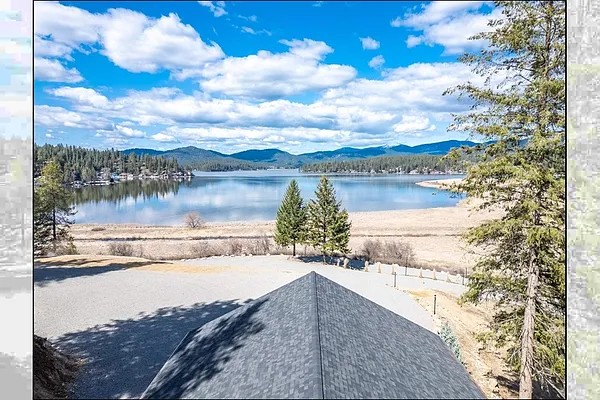 Property Photo MLS #: 202515217