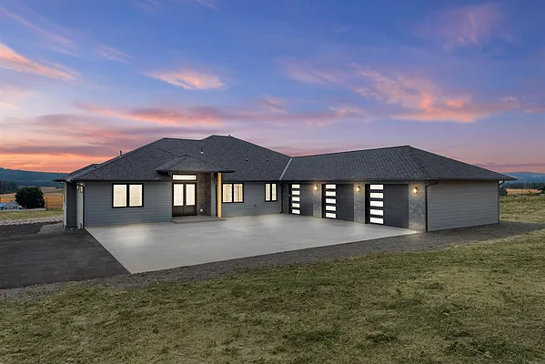 Property Photo MLS #: 202523227