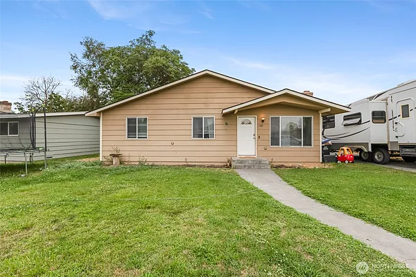Property Photo MLS #: 2417229