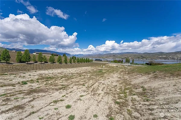 Property Photo MLS #: 2252240