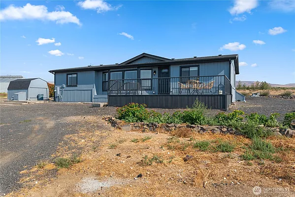 Property Photo MLS #: 2428244
