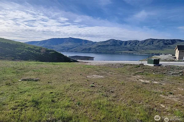 Property Photo MLS #: 2333255