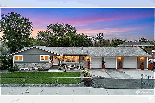 Property Photo MLS #: 2422259