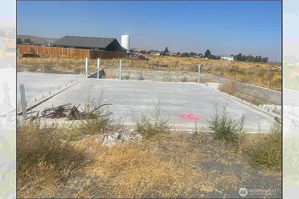 Property Photo MLS #: 2438260