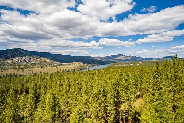 Property Photo MLS #: 202516266