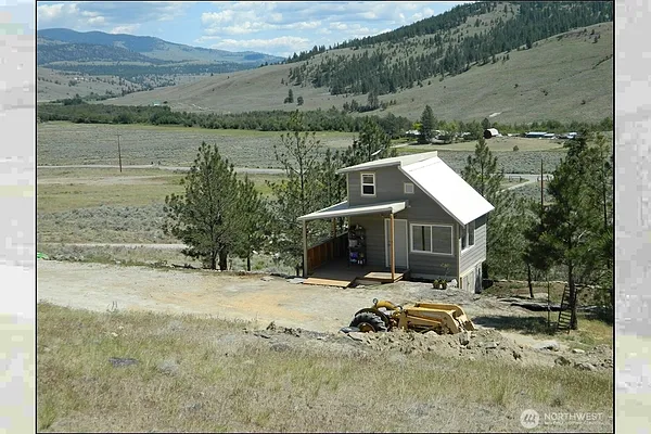 Property Photo MLS #: 2393268