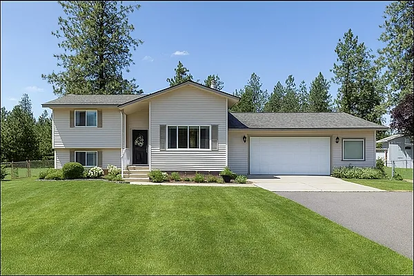 Property Photo MLS #: 202521272