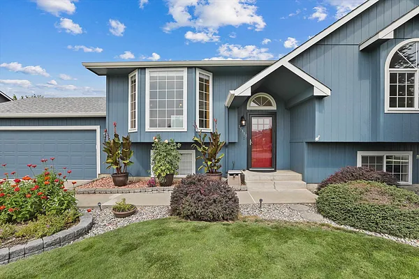 Property Photo MLS #: 202523277