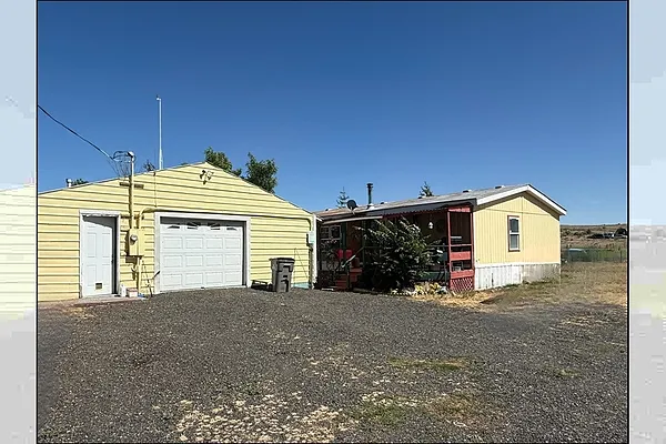 Property Photo MLS #: 202520294