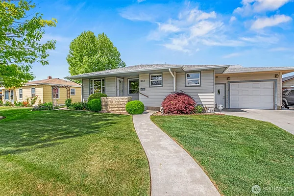 Property Photo MLS #: 2378295