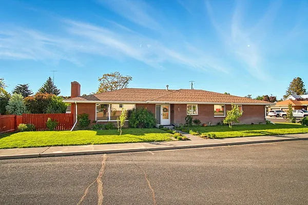 Property Photo MLS #: 202517297