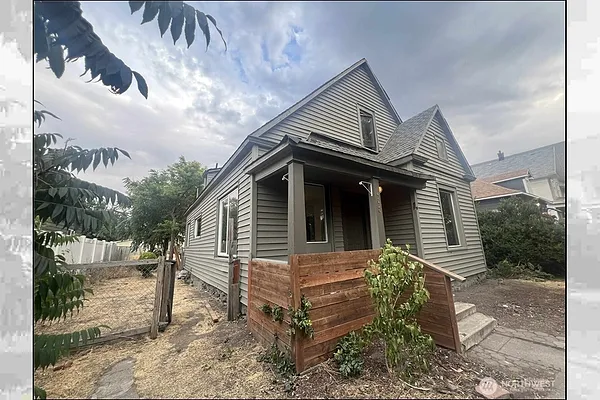 Property Photo MLS #: 2414304